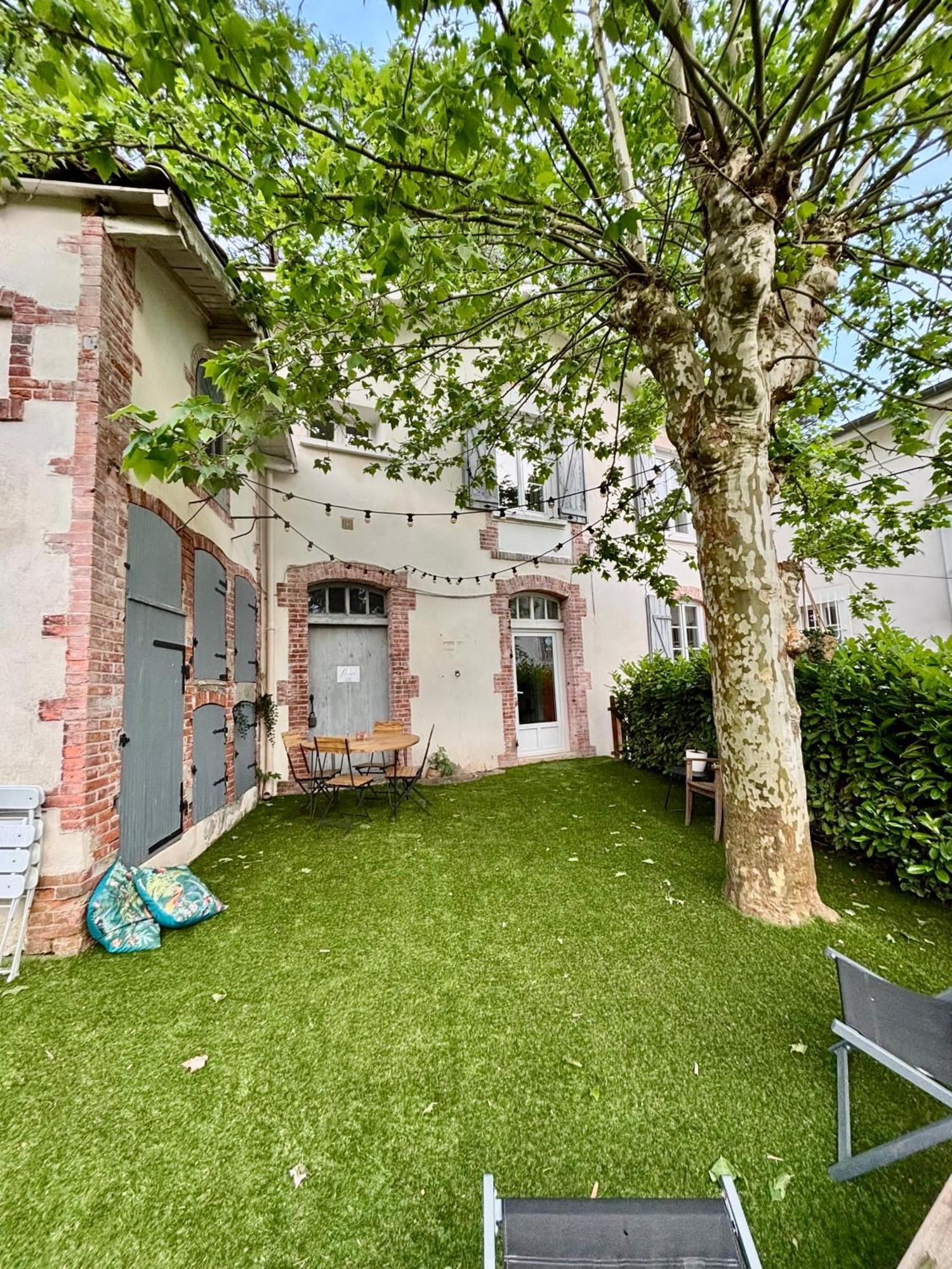 Maison A Avec Jardin Privatif Dans Domaine Des Crozes Vienne  Exterior photo